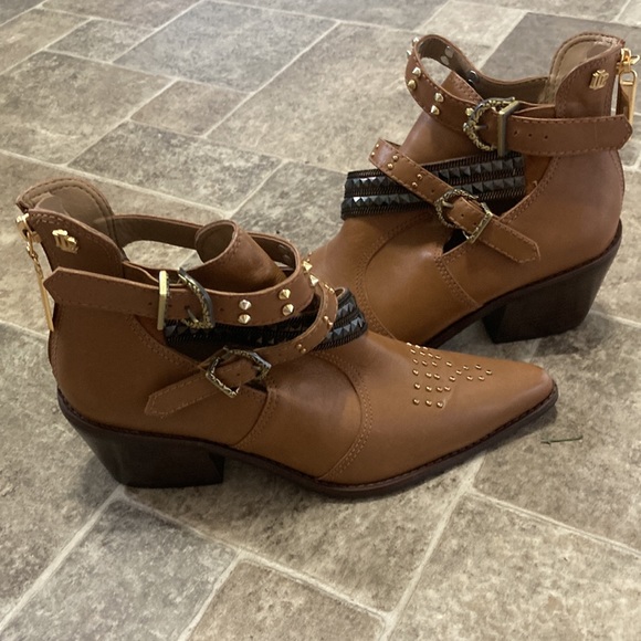 NWOT Lanca Perfume western studded pointed heeled boots - Picture 2 of 5